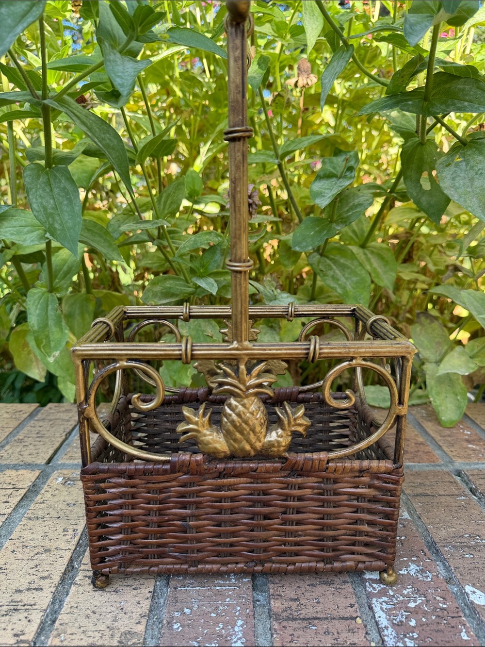 Vintage Wicker and Gold Metal Pineapple Accent Basket, Heavy- Brown and Gold*